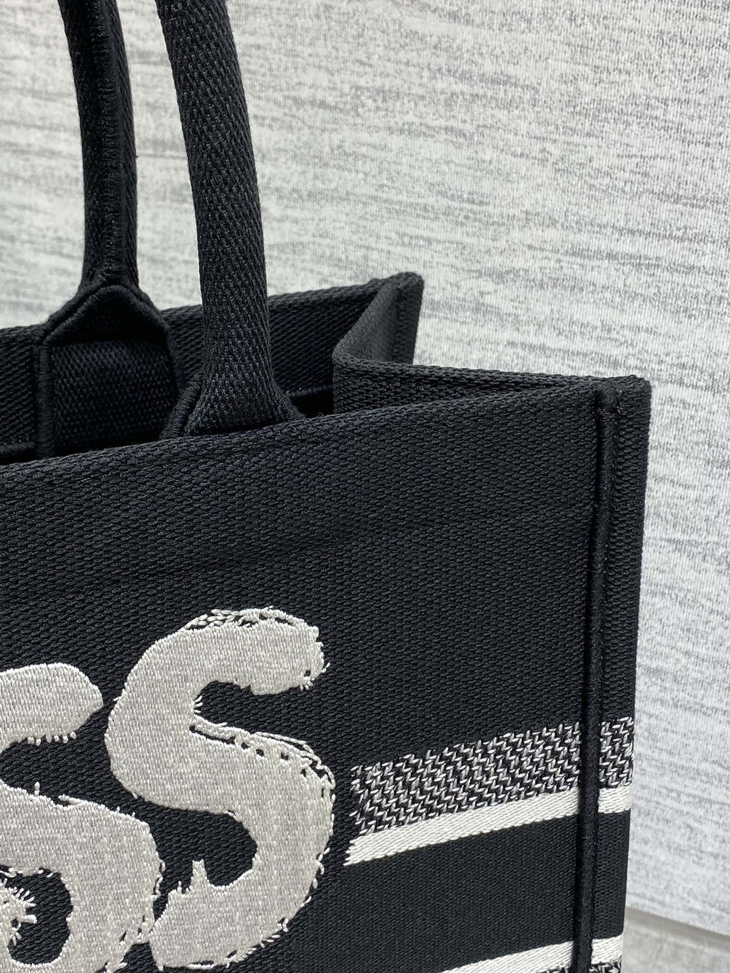 ディオール Miss Dior 刺繍 キャンバス トートバッグ ブラック 詳細画像 3