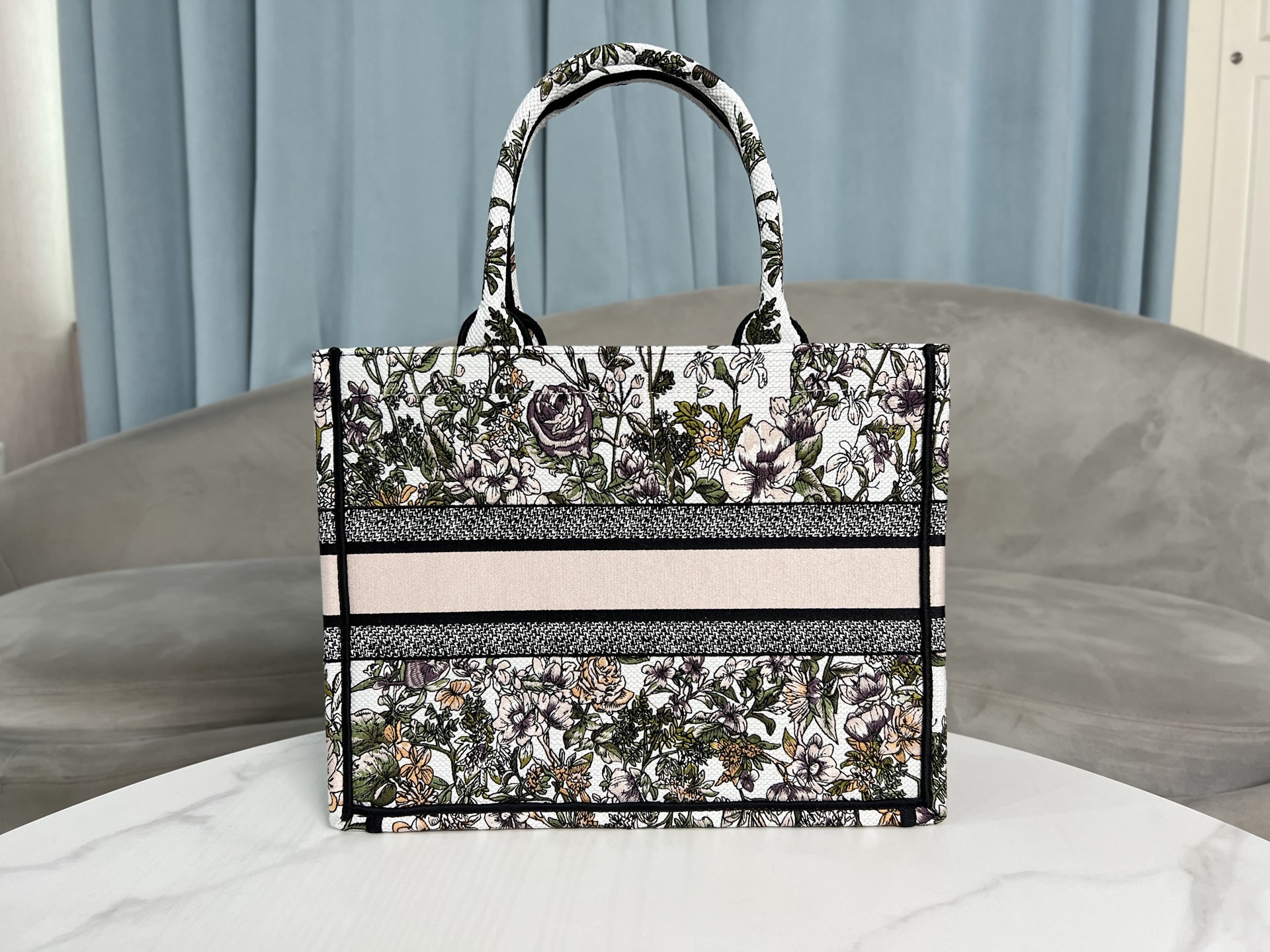 ディオール ブックトート 刺繍キャンバス トートバッグ パープル ロータス D-Floral 詳細画像 3