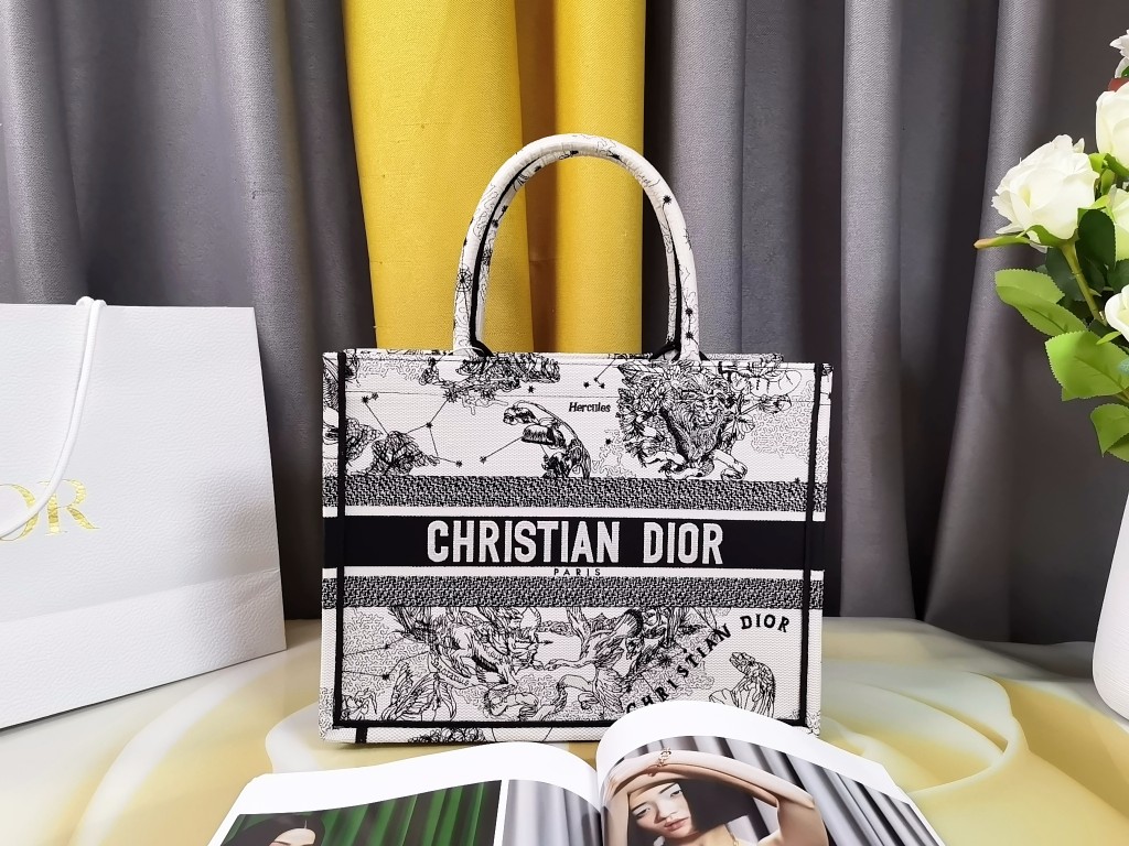 ディオール Book Tote ゾディアック キャンバス トートバッグ ミルクホワイト ブラック 詳細画像 1
