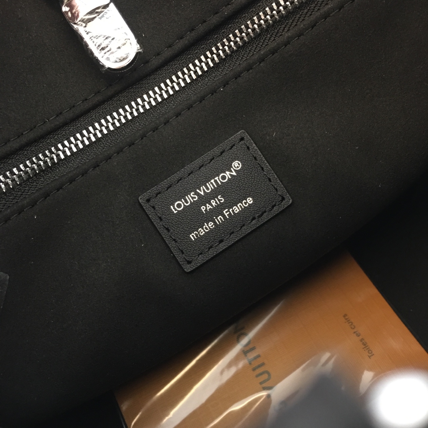 ルイ・ヴィトン OnTheGo スモール トートバッグ ブラック M14576 詳細画像 3
