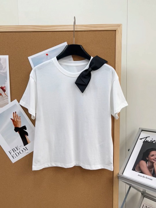 ブラックリボン付き 半袖Tシャツ ホワイト 詳細画像 1