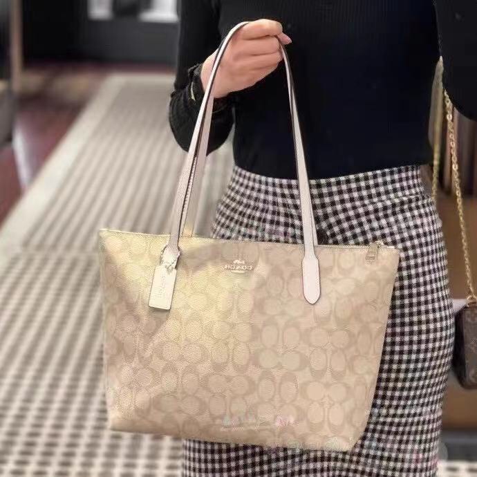 コーチ Zip Top Tote ホワイト 詳細画像 1