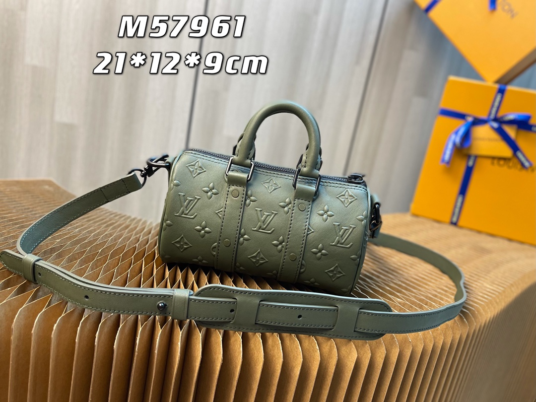 ルイ・ヴィトン Keepall XS ハンドバッグ モノグラム・シール ダークグリーン 詳細画像 1