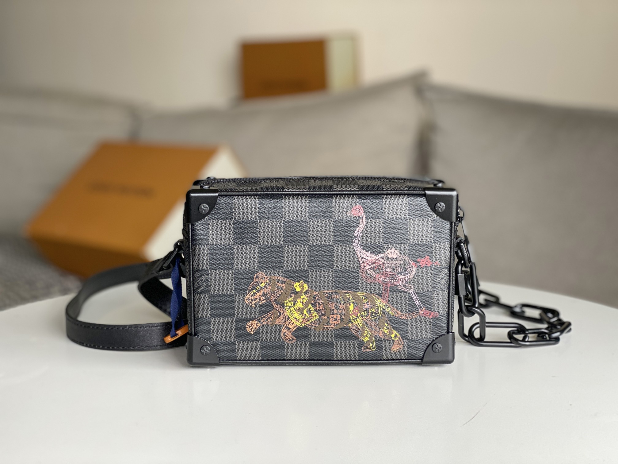 ルイ・ヴィトン Mini Soft Trunk ハンドバッグ ダミエ・グラファイト ブラック 詳細画像 3
