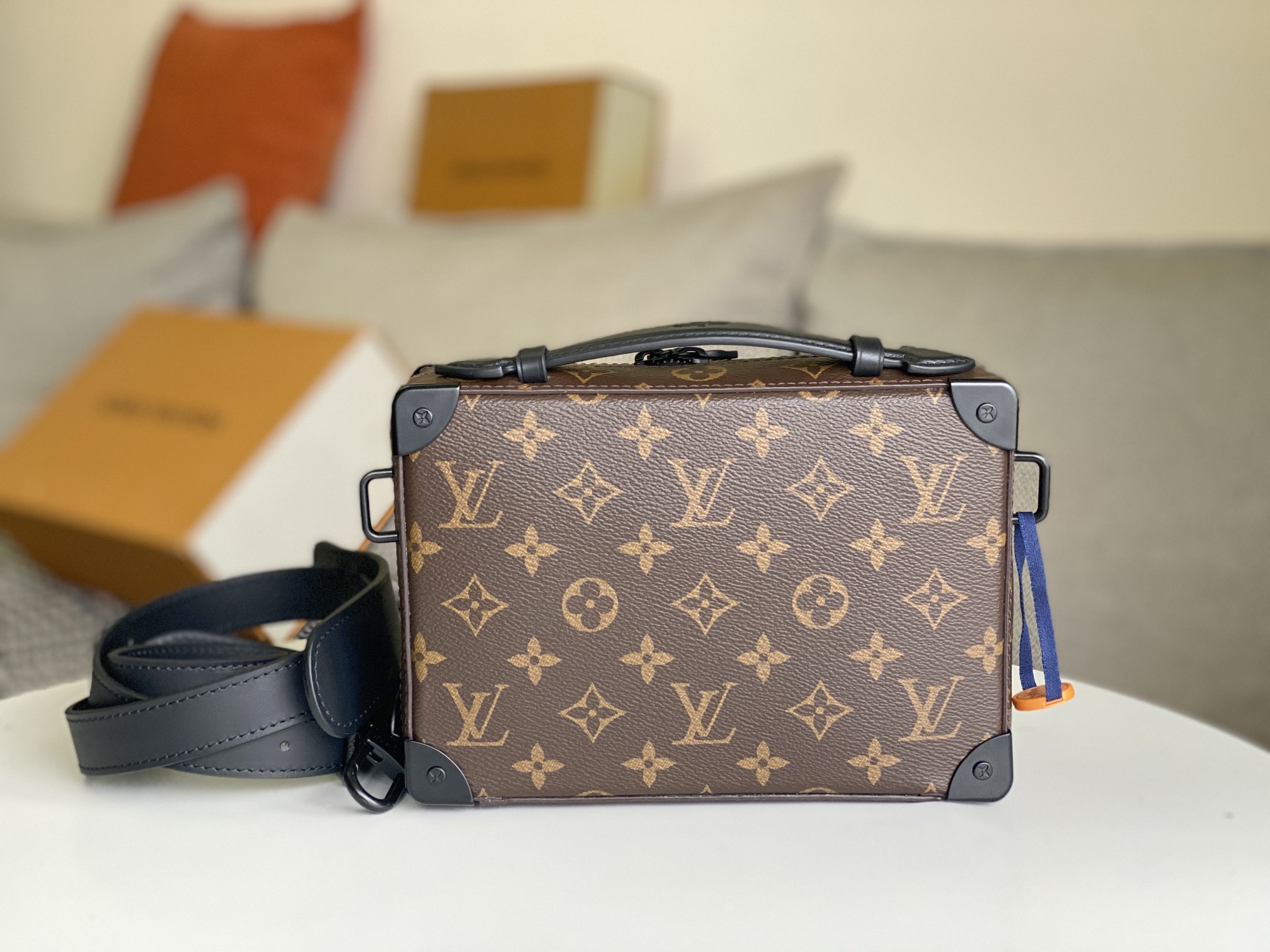 ルイ・ヴィトン Handle Soft Trunk ハンドバッグ モノグラム・マカサー ブラウン 詳細画像 3