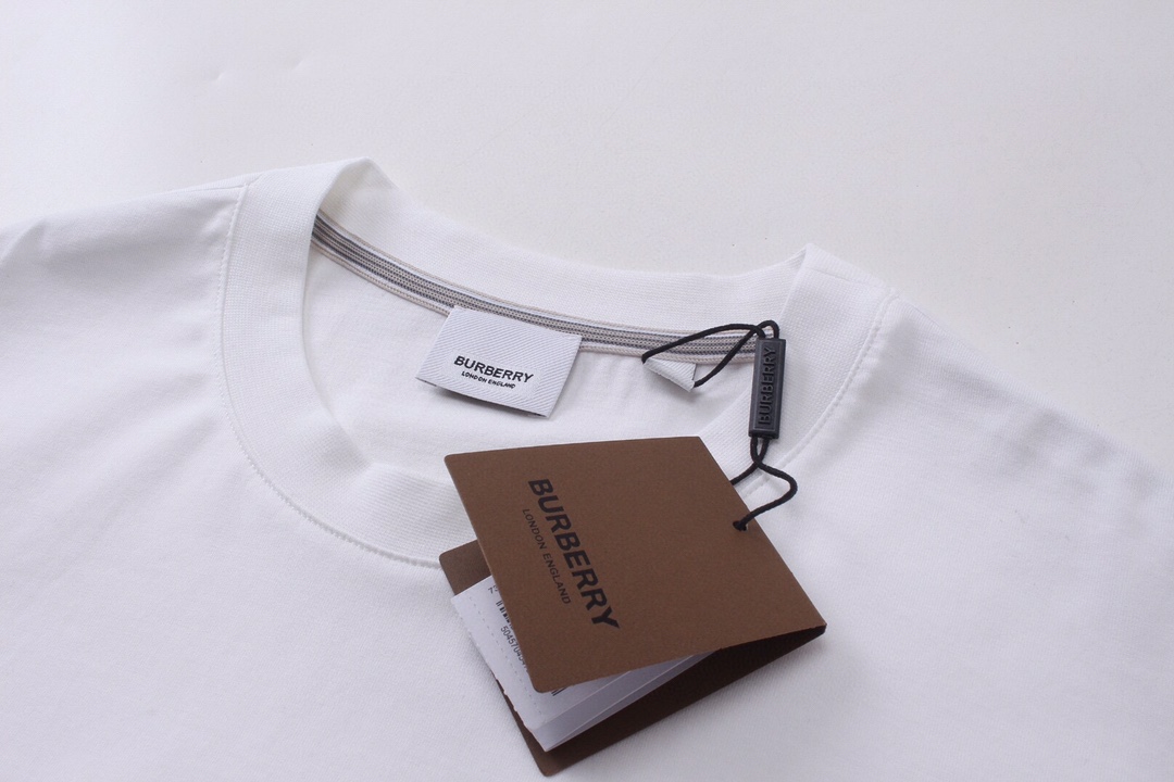 バーバリー レザーラベル ロゴ 半袖Tシャツ ホワイト 詳細画像 3
