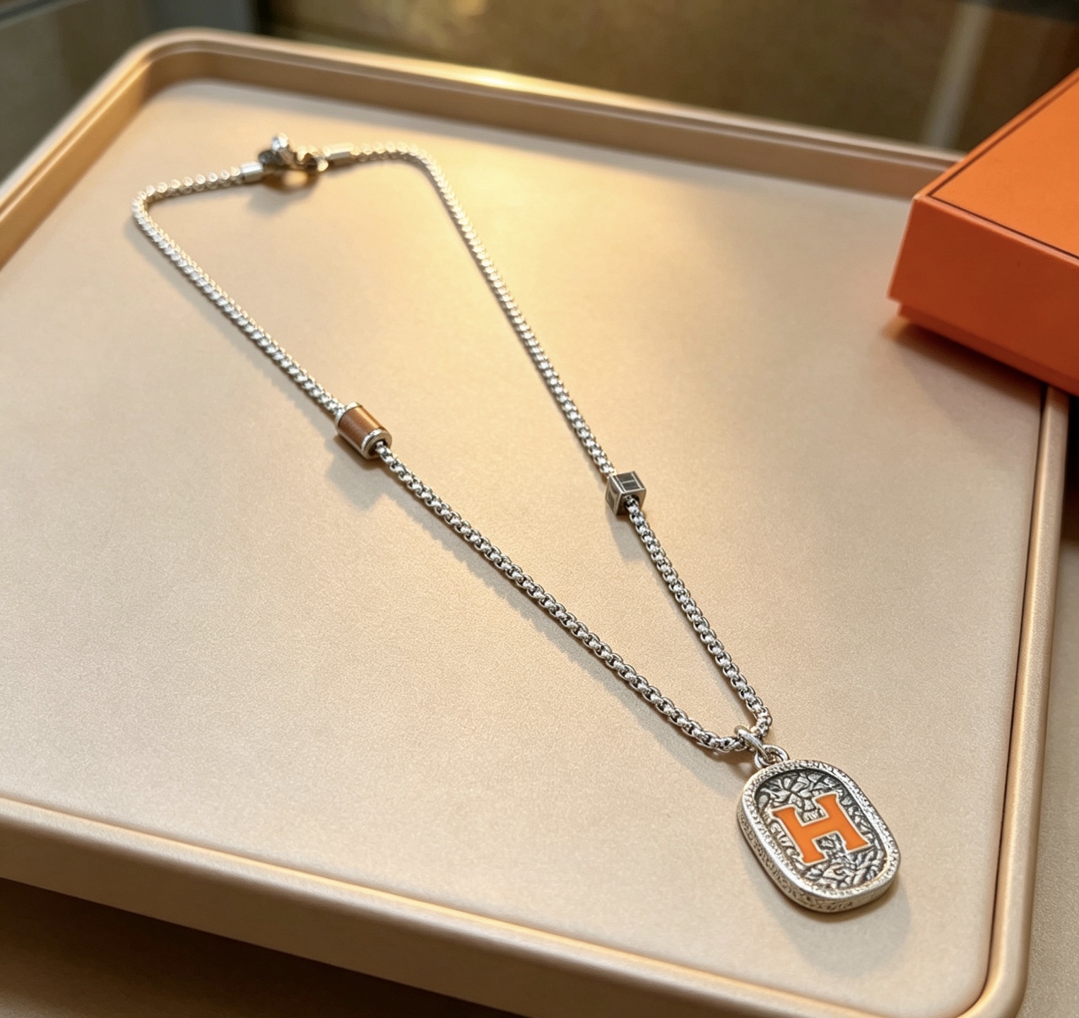 エルメス Hペンダント チェーンネックレス シルバー オレンジ 詳細画像 3