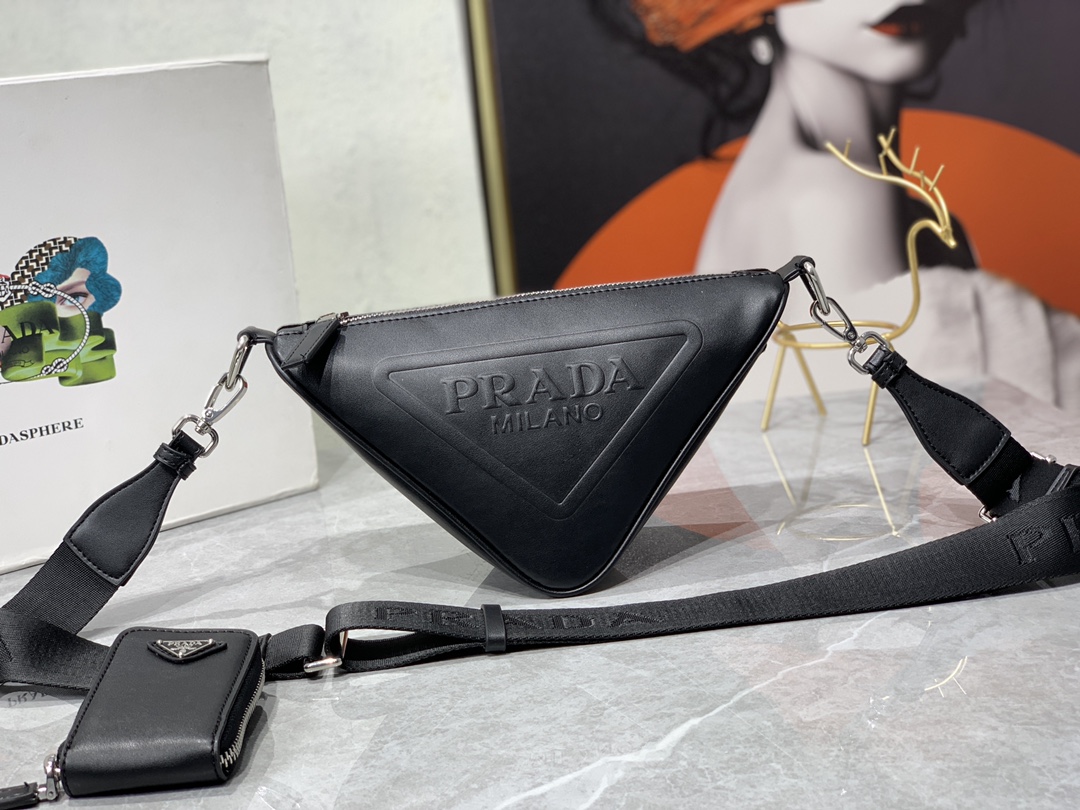プラダ トライアングル 3in1 ショルダーバッグ ブラック 詳細画像 1