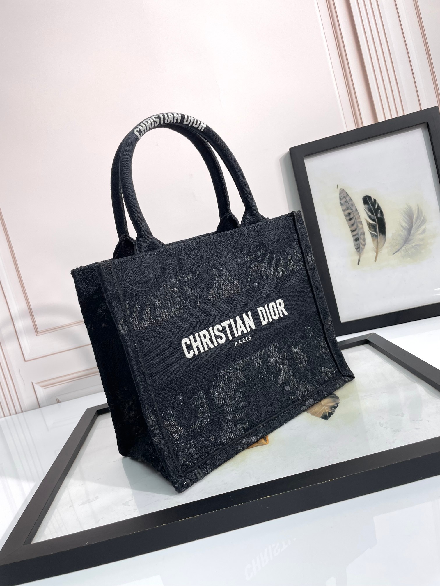ディオール Book Tote 刺繍キャンバス トートバッグ Butterfly Around The World ホワイト 詳細画像 2