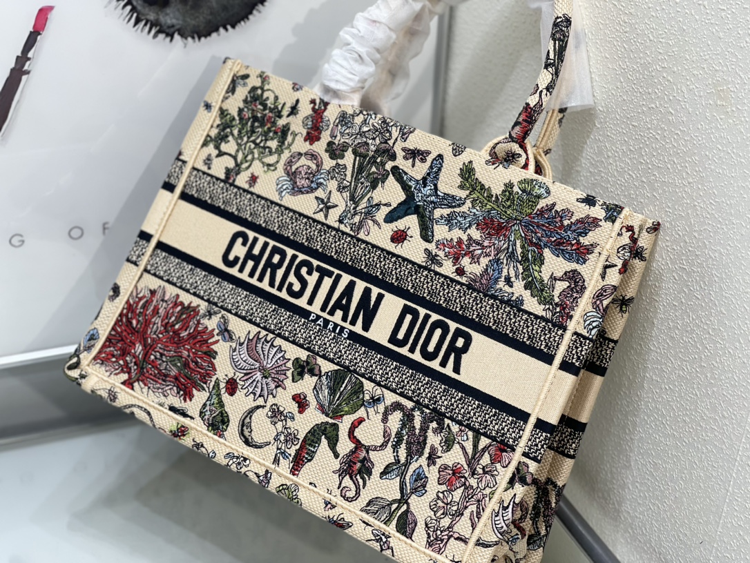 ディオール Book Tote Around the World 刺繍キャンバス トートバッグ ベージュ マルチカラー 詳細画像 3