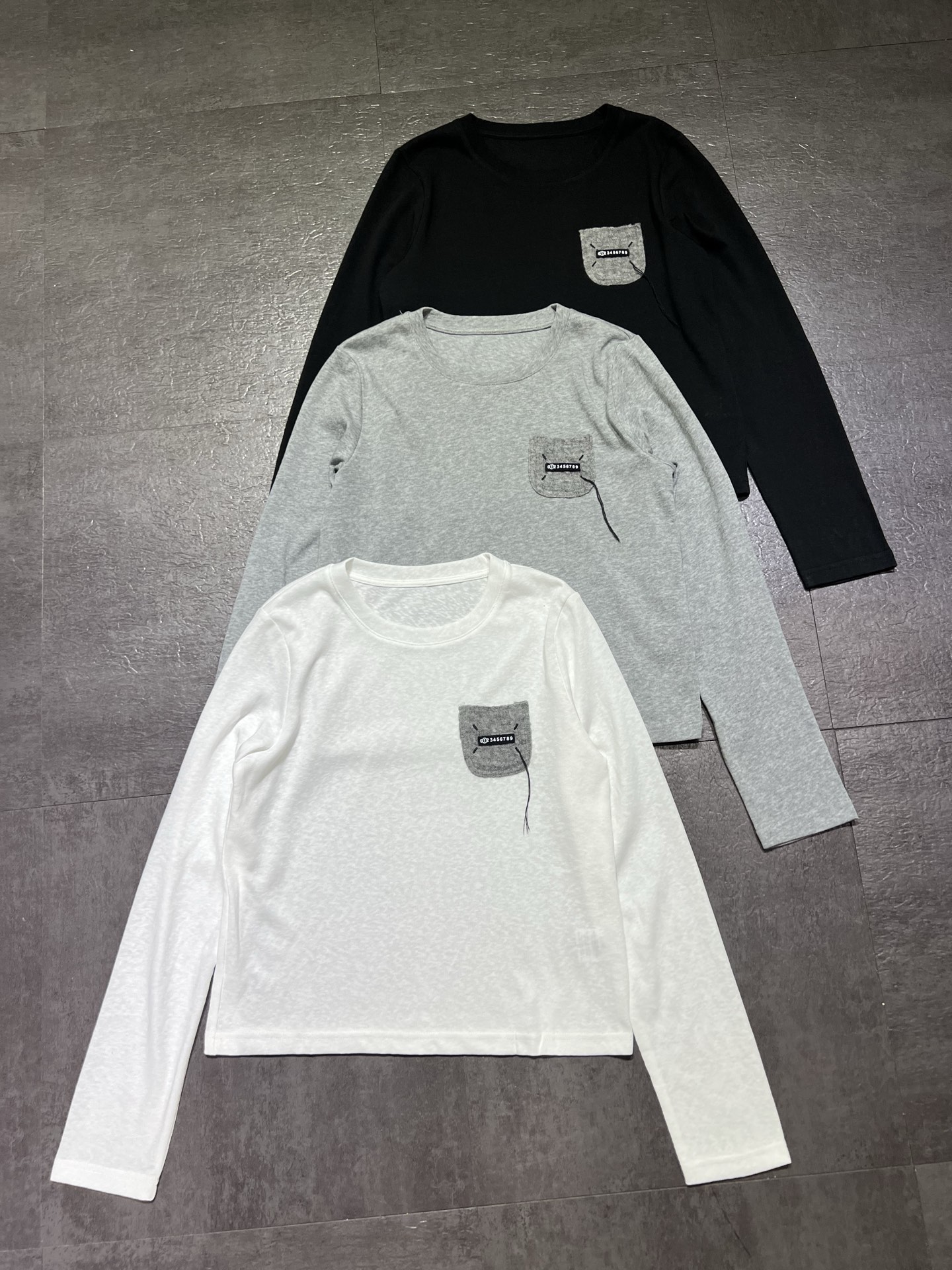 メゾン マルジェラ ニットポケット 長袖Tシャツ ブラック/グレー/ホワイト 詳細画像 1